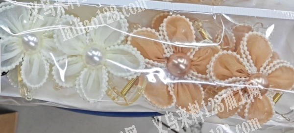 公司寻找生产这个网纱花朵发饰的工厂，请联