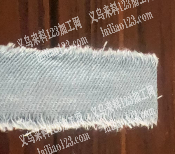 大量。布料做这个撕拉效果，拉丝，谁家可以