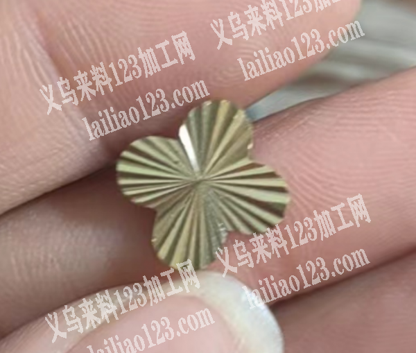 《批花外发加工》寻找专业做批花的工厂，请