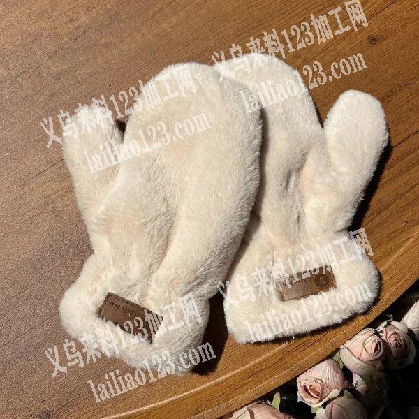 大量如图手套外发加工，寻找手套加工厂，找加工
