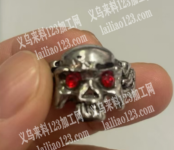 大量合金圣诞饰品订单，如图，寻找在有做圣