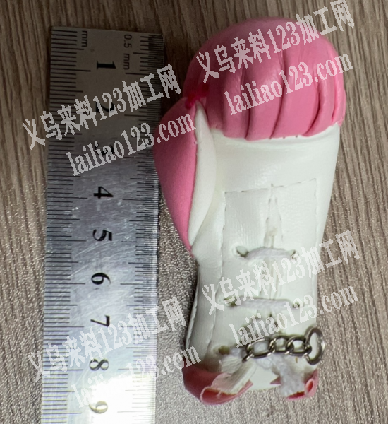 大量车缝订单，如图，。寻找专业做车缝的工