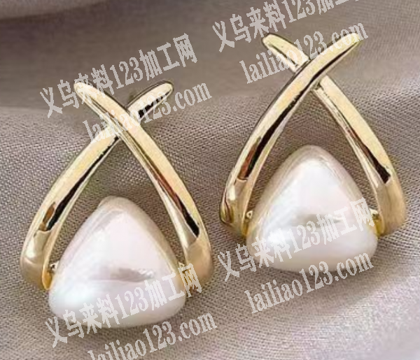 大量耳环成品订单，寻找成品工厂，请联系详