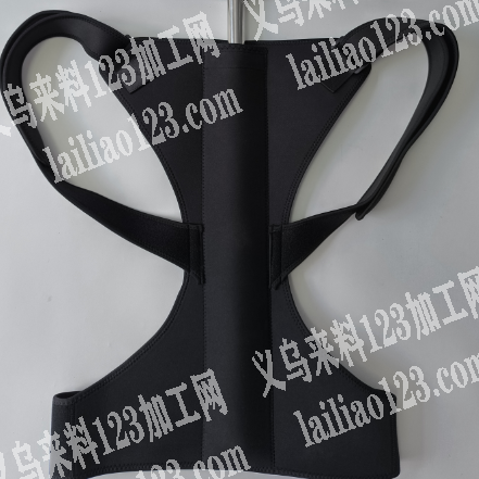 缝纫加工这个背的肩带。寻找加工厂。会做的