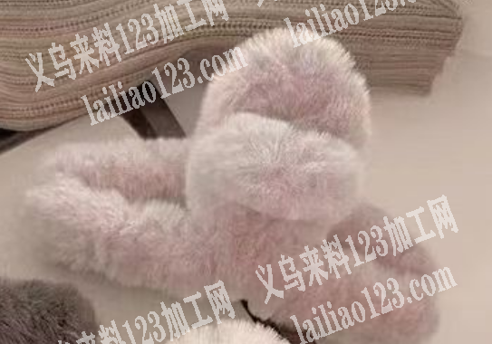 寻找抓夹的毛条供应商，如图，采购毛绒原料