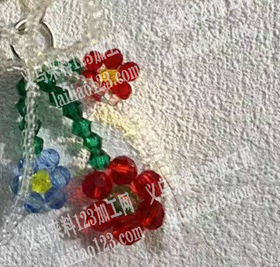 长期合作的手工加工厂联系我，寻找穿珠子编