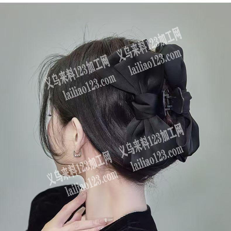 布艺抓夹花朵订单，如图，寻找现货，有做的