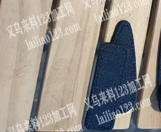大量发夹片上面印花外发加工，如图，150