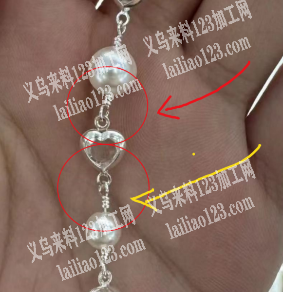 穿珠子扭铁丝的手工活外发加工，如图，寻找
