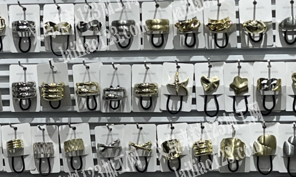 如图金属发圈订单，寻找成品工厂，是有合金