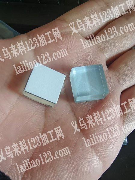 外贸公司大量玻璃块订单《附图片》寻找专业
