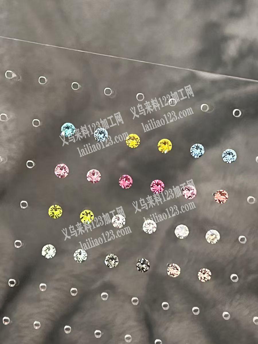 钛钢耳钉有订单，成品订单，如图，寻找成品