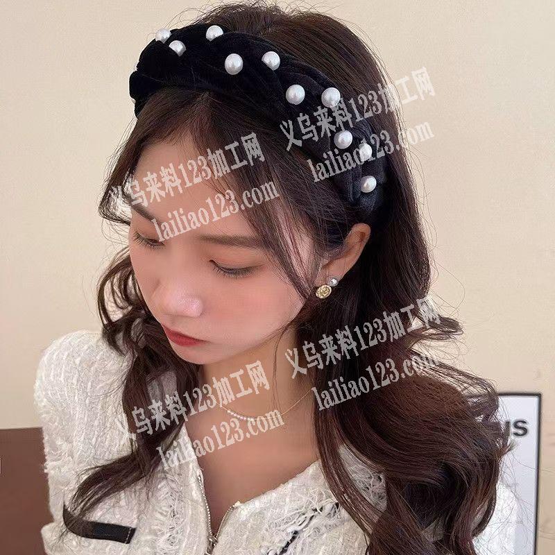 大量采购如图珍珠发箍订单。寻找现货，有货