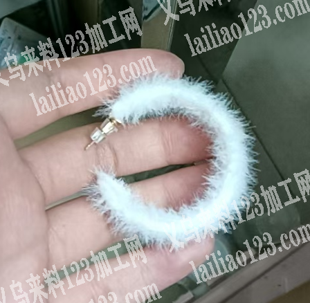 毛绒高档耳环订单，寻找专业做这个毛绒耳环