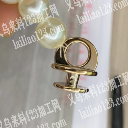 公司寻找鞋饰品厂家，采购订单，微信详谈