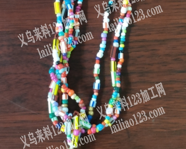 《发外地做》大量项链穿珠子手工活外发，如