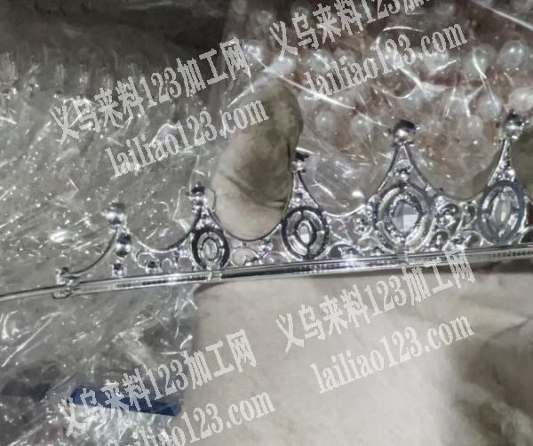 《压铸订单，附图片》找皇冠压铸厂家，头圈