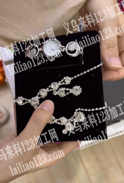 手链项链耳环包装盒子的手工活外发，寻找会
