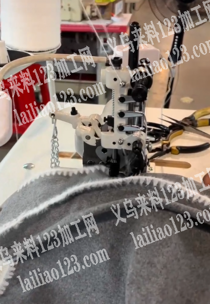 锁边外发加工，如图，这样的，寻找哪家能做