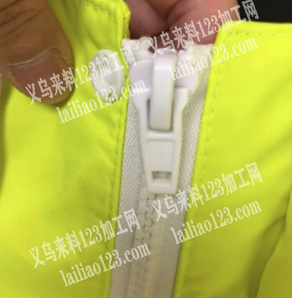 反光雨衣订单订单，寻找主要做雨衣的工厂，