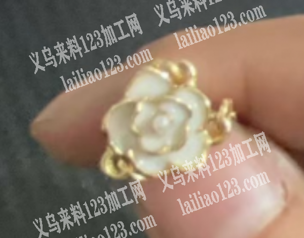 如图花朵配件订单，寻找厂家，请联系详谈