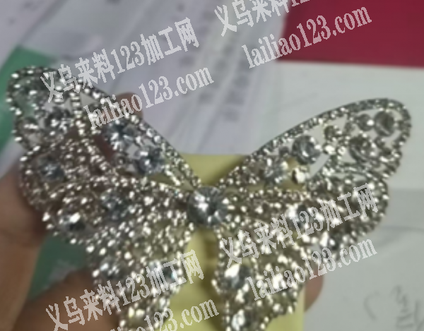 寻找生产如图饰品的工厂，请联系详谈，有订