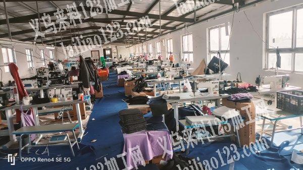 专业加工各类箱包，我厂50多少，以质量求
