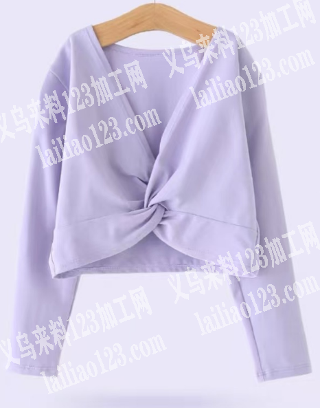 《皮披肩外套》表演服装订单外发加工，寻找
