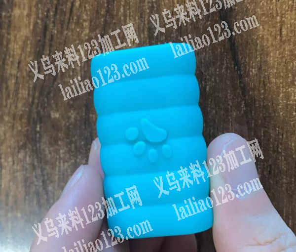 公司有如图硅胶扣订单，如图，寻找专业做硅