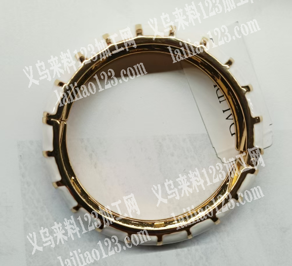大量如图手镯订单外发，寻找专业做手镯的工