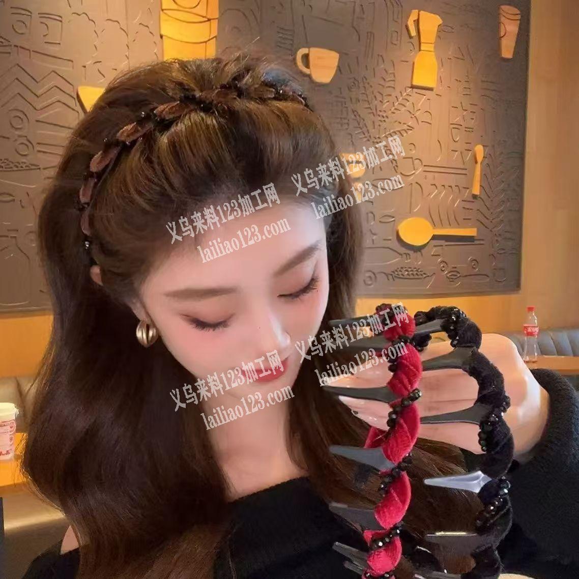 《现在就有货啊》头箍绕布条绕珠子的手工活