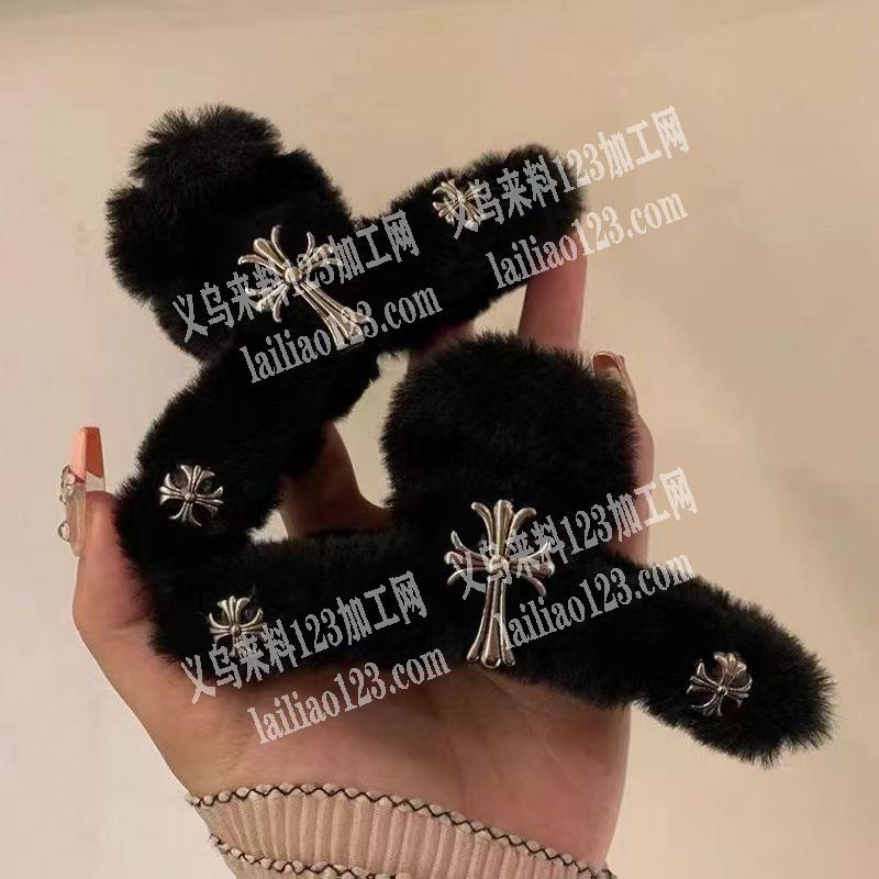 绕毛条+粘配件的抓夹的手工活外发加工，寻