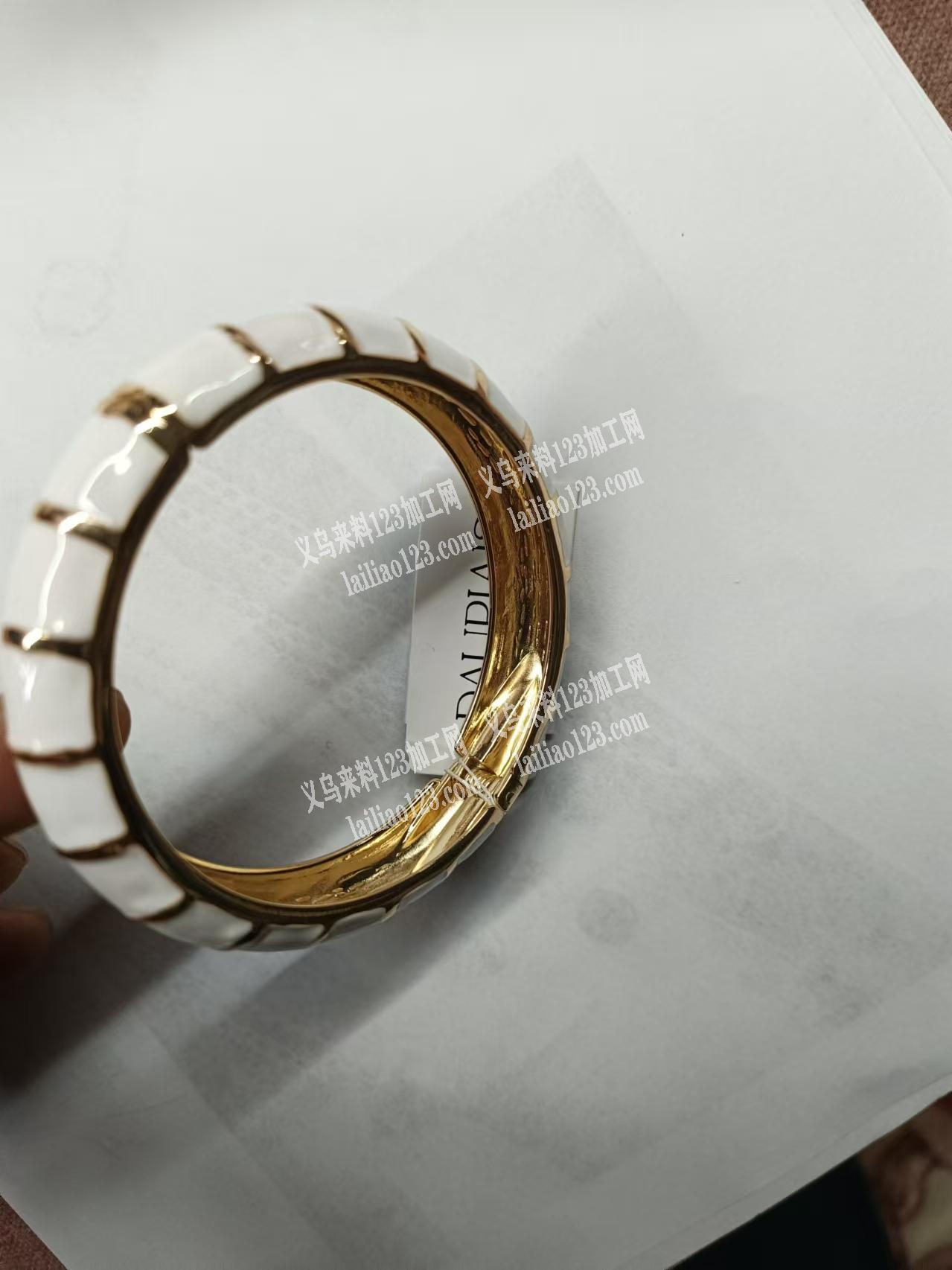 合金饰品订单，附图片，如图，手镯，只要你
