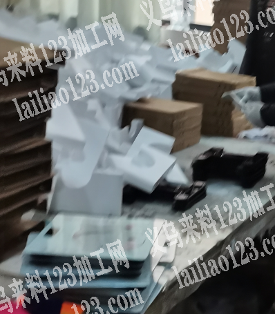 《外发承包都可以，手工活》包装打包粘胶的