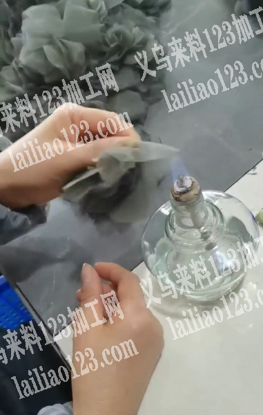 手工活外发加工，如图，酒精灯烧花边，网纱