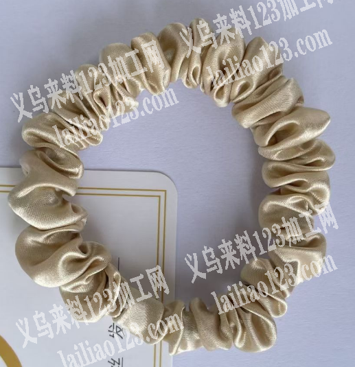 布艺小肠圈发圈的平车活外发加工，如图，寻