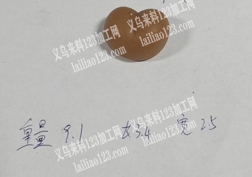 寻找蜡笔小新的软胶屁屁。如图。寻找厂家，