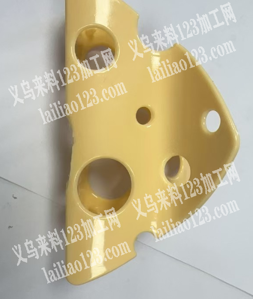《抓夹订单》如图奶酪发夹有订单，寻找源头