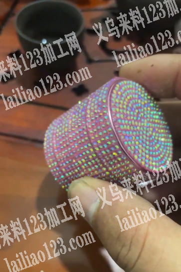 贴钻的手工活外发加工，寻找贴钻的加工厂，