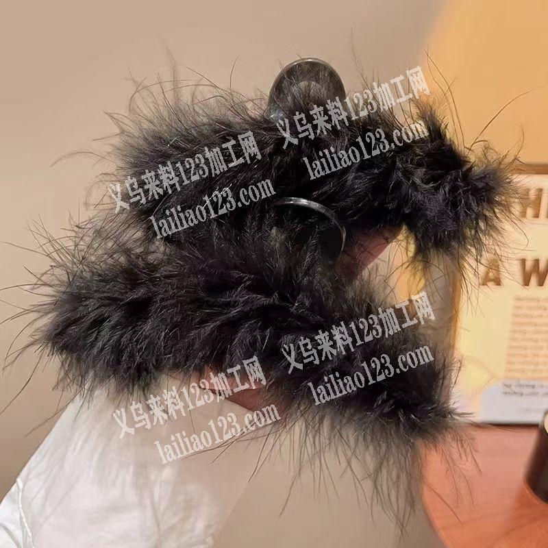 老板委托寻找：长期有手工活外发。长期有羽