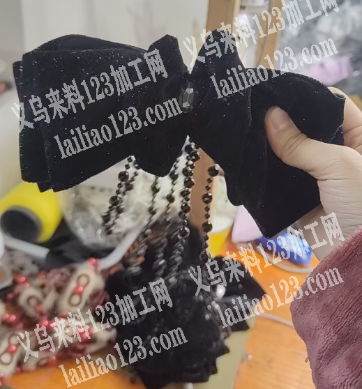 云朵弹簧夹的手工活外发，头饰手工活外发，