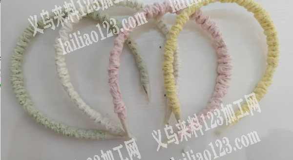 《发外地》常年有的手工活，如图，布艺小肠