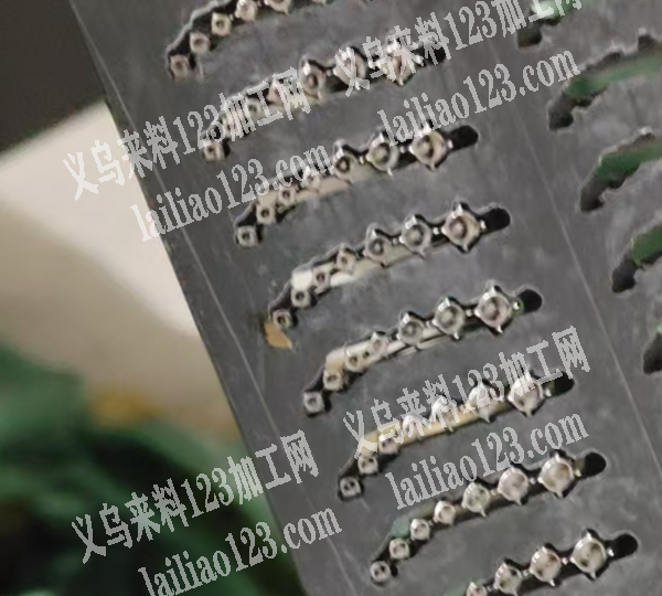 这个小饰品点钻外发加工，寻找点钻的加工厂