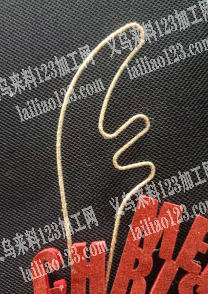 圣诞发箍鹿角的铁丝定型外发加工，如图，这