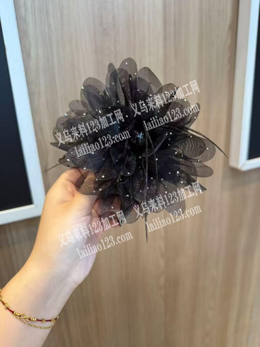 大花朵款式的抓夹成品，寻找厂家，寻找成品