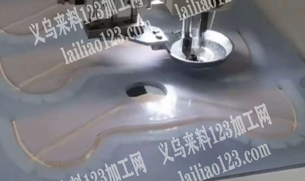 模版机谁家专业做，缝纫的有模版机的加工厂