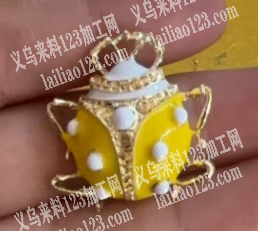 甲壳虫上面点钻外发加工，寻找机器点钻的加