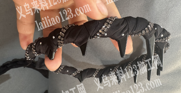 大量布条绕发箍的手工活外发加工，寻找会做