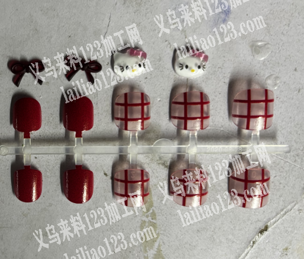 美甲上面点钻点配件外发加工，寻找点配件的