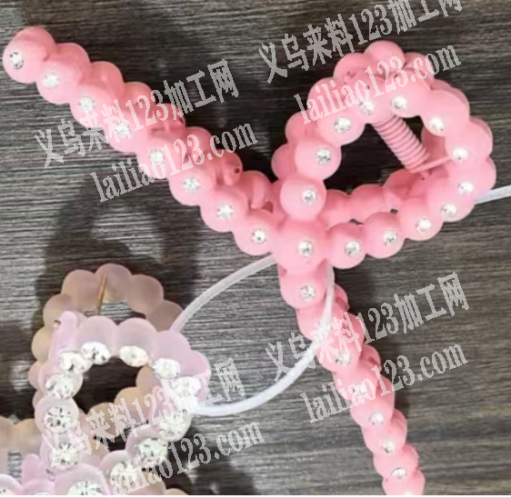 一体成型的抓夹订单，如图，这样的，寻找抓